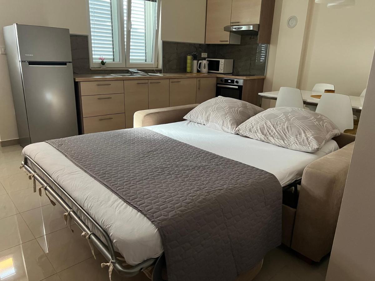 Apartmani Nina I Niko Ugljan Szoba fotó