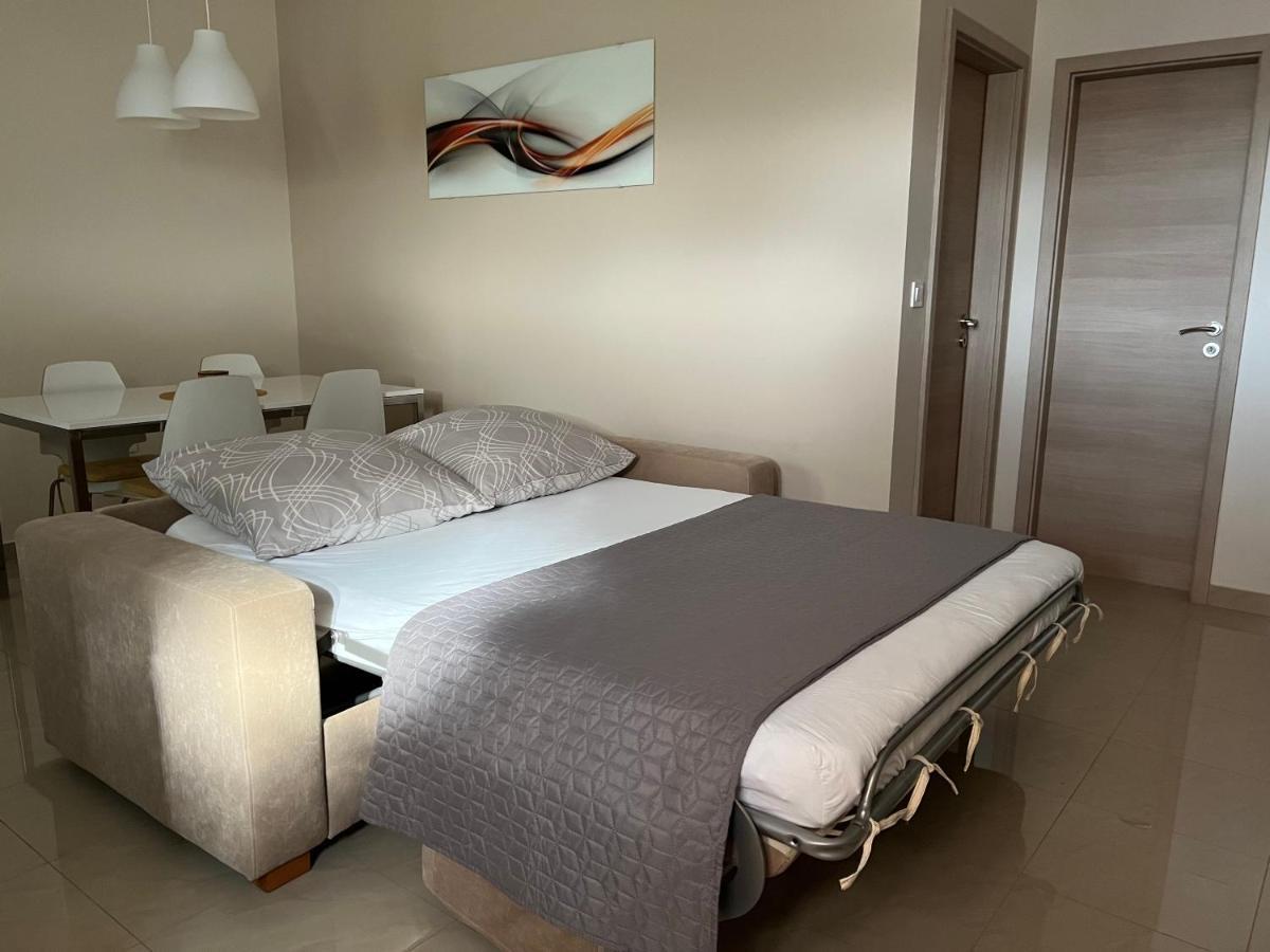 Apartmani Nina I Niko Ugljan Szoba fotó